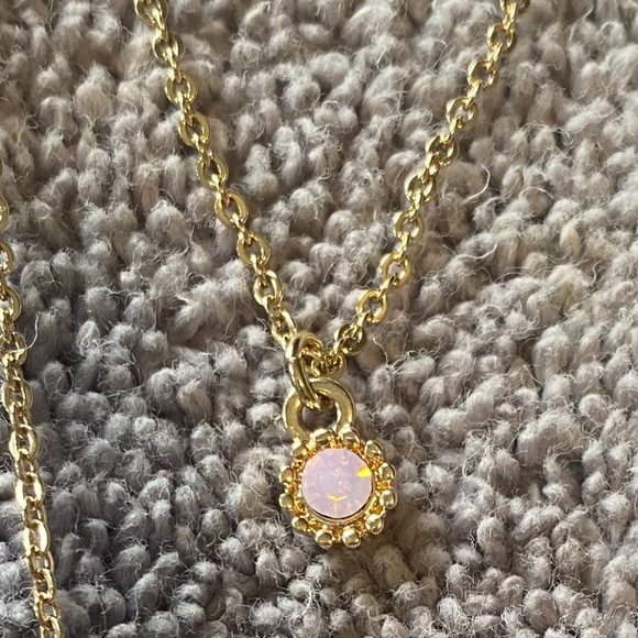 2/$10 Guess Choker Tier Necklace - Picture 3 of 8